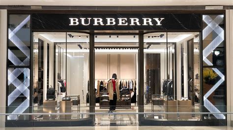 burberry sales slump.